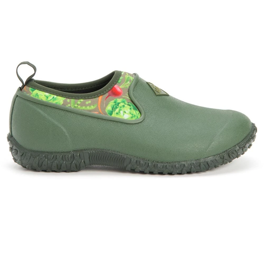 Muck Boots: Women's M2LW 302 Green Veggie Print Muckster II Low Insulated Boot 2 Muck Boots: Women's M2LW 302 Green Veggie Print Muckster II Low Insulated Boot - Image 2